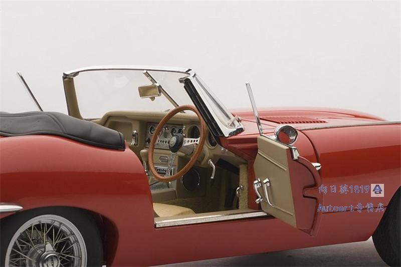 https://img.alicdn.com/imgextra/i4/570245842/TB2RKplXnfN8KJjSZFjXXXGvpXa_!!570245842.jpg 1:18車模 AUTOART 1/18 捷豹 JAGUAR E-TYPE I 3.8 敞篷合金汽車模型
