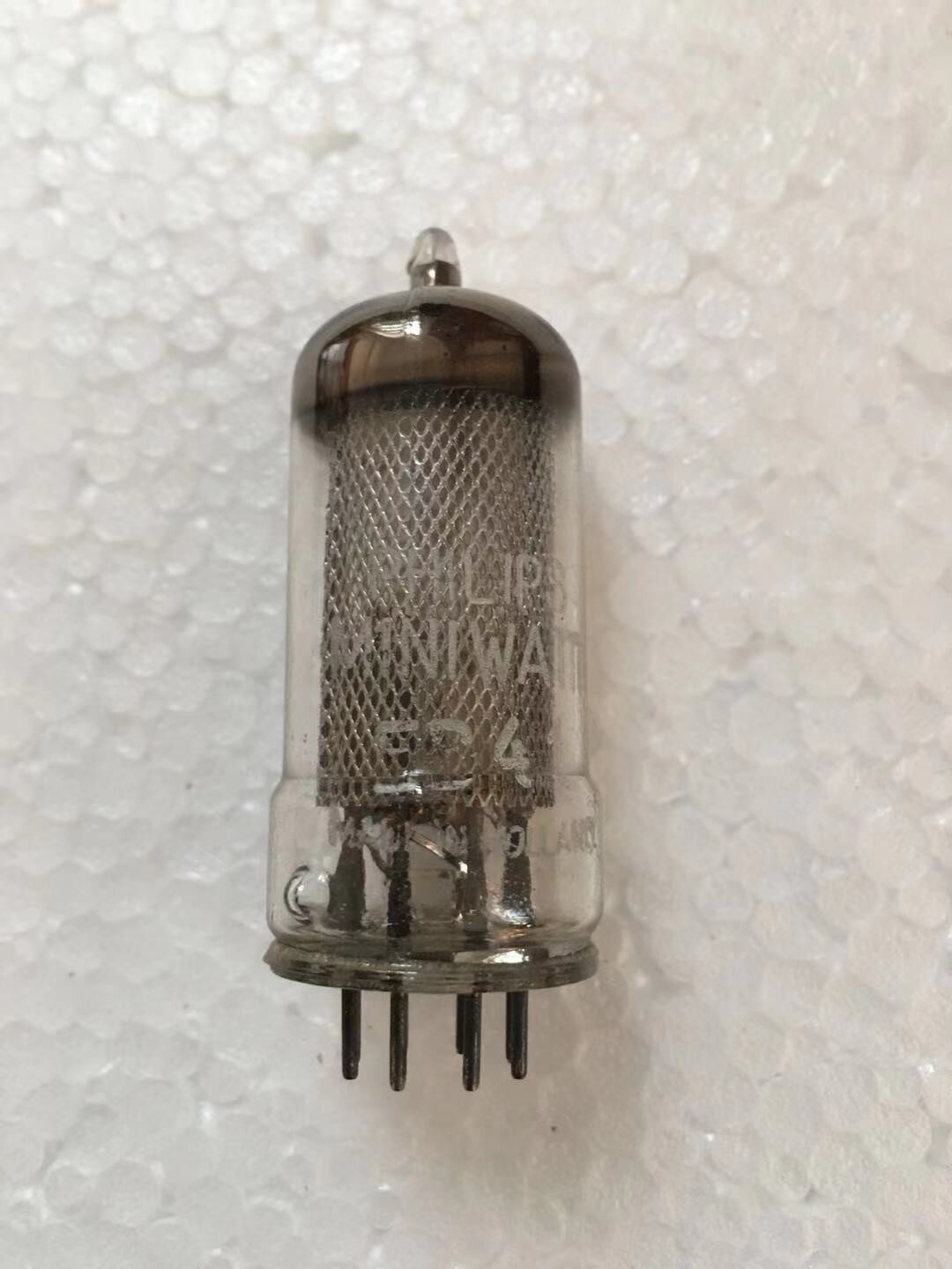 New Holland Holland Philips screen small eight-foot EB41 vacuum tube real picture spot a fever audio