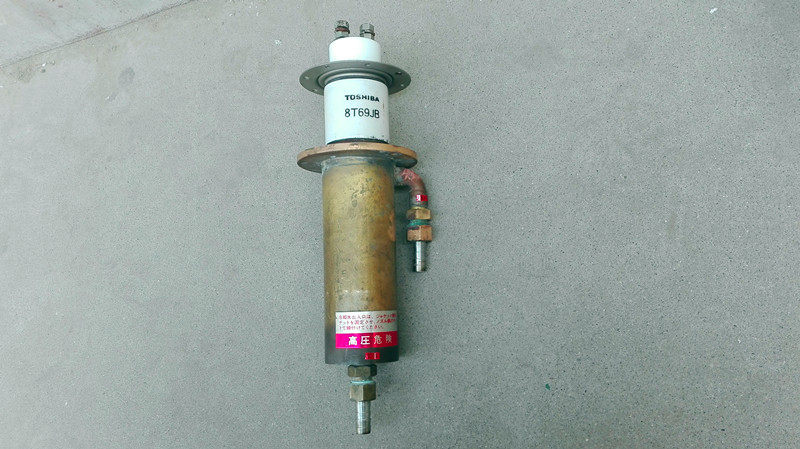 Dismantling Japan Toshiba imported warranty 8T69 8T69JB vacuum tube water-cooled high frequency dielectric heat high frequency