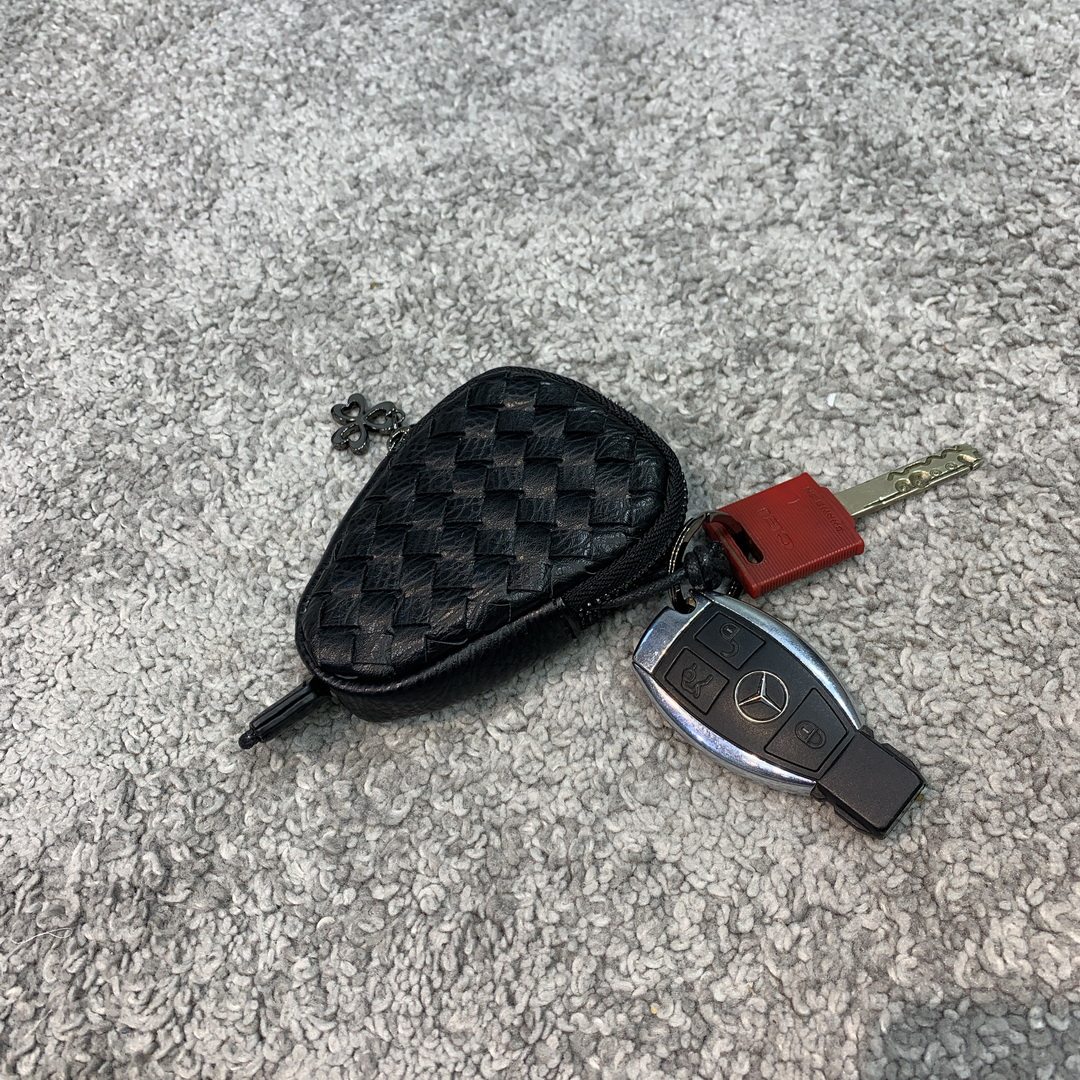 New Woven Car Key Bag Han Version Mini Cute Zero Wallet Street Tide Woman Bag Gourd Type Pull Chain Bag