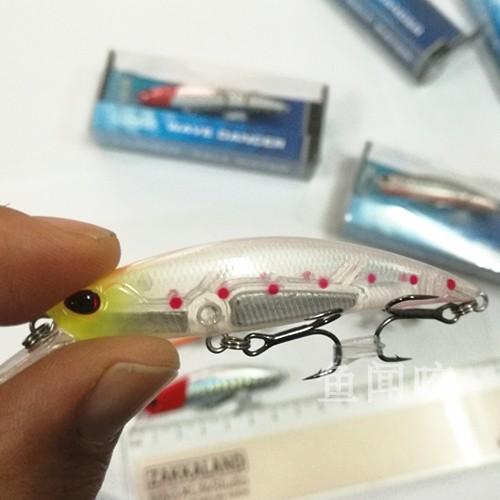 Underwater near - death fish 4 - 10 grams of speed sinking water Minor Lua bait water pencil far drop