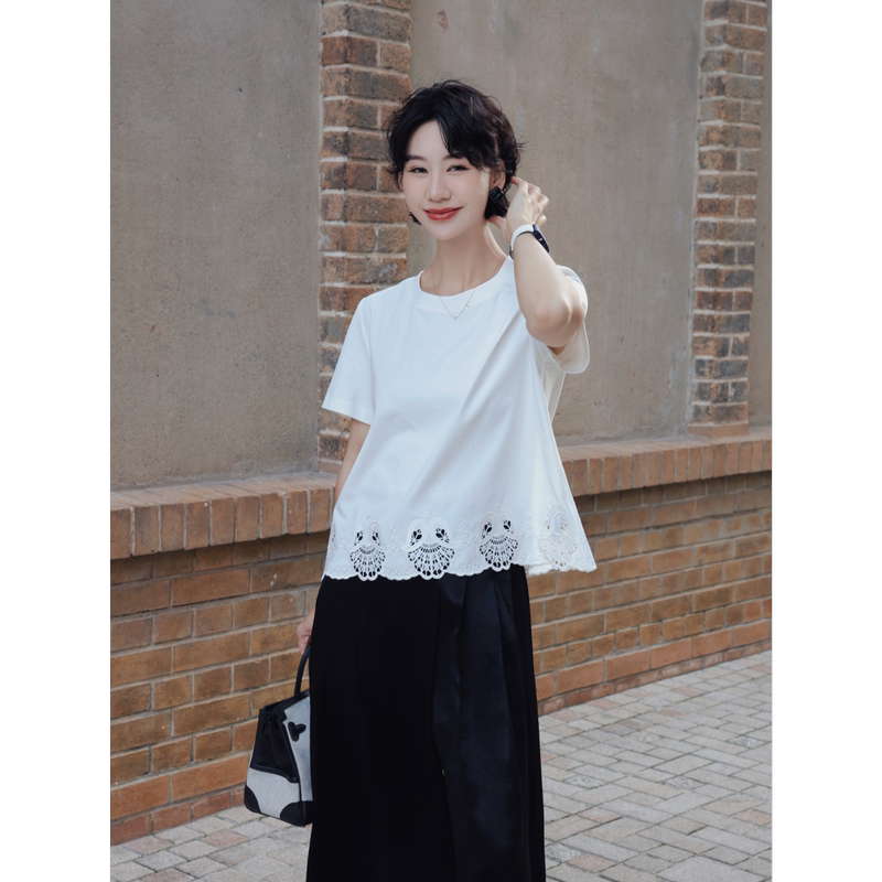 Tt Designer [Floral Cloud Edge] Design Embroidered Breathable Hollow T-Shirt for Women, Summer Niche Exquisite Top