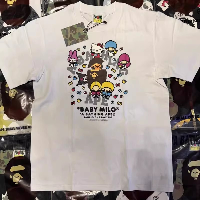 Bape Same Style for Men and Women, Sanrio Collaboration, Cute Cartoon Short-Sleeve T-Shirt