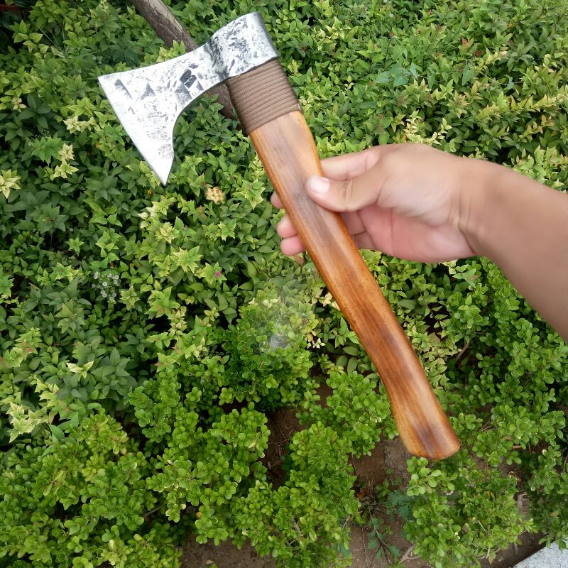 Axe promotion Yi's forging Viking small hand axe clip steel thickened logging car self-defense camping hardware tools