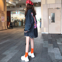 2021 Spring and Autumn New Korean loose print pattern Hong Kong flavor Street bf wind long denim coat women tide
