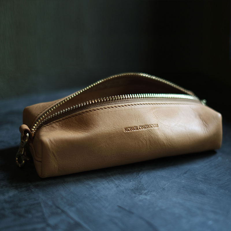 KONGLONGMOGU full vegetable tanned leather Japanese simple storage bag large capacity storage cowhide square zipper pencil case