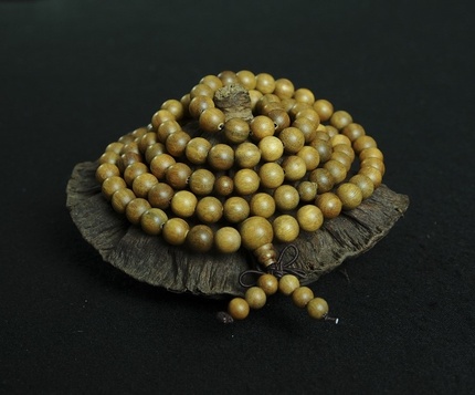 Argentine green sandalwood rosary beads 108 pieces 0 8cm for men and women