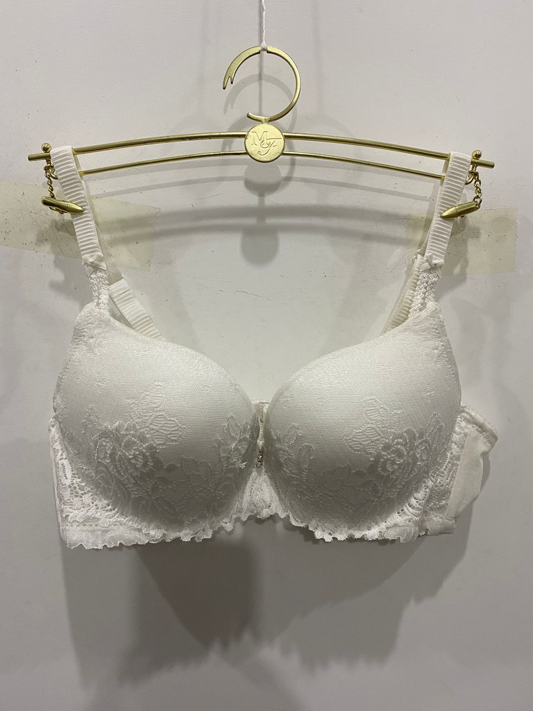 Manny Fen Spring Summer New Women's Underwear Thickened Embroidered Dragon Small Breast Bra 20810395