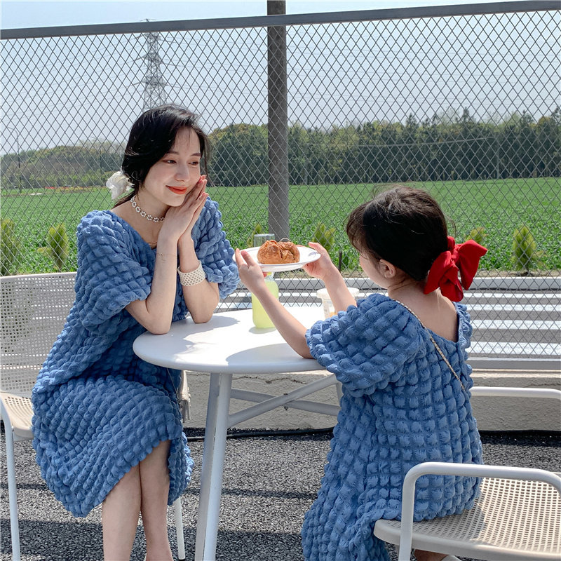 High - end Frying Street Parents and Children 2022 Summer Mother - Women's V - Bubble Sleeve Dress