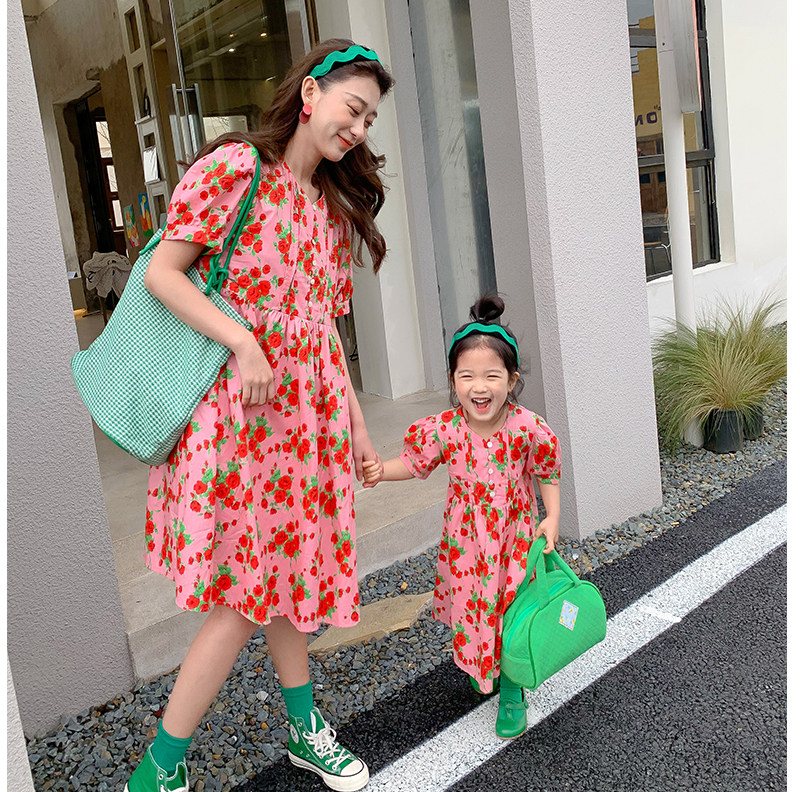 Not the same pro-zig 2022 Summer new Chaohan version of the field Garden Feng Shui Ink Painting Mother Women's Clothing Holiday Foreign Dress