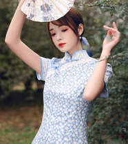 Cheongsam 2021 new blue small floral modified version of the dress spring and summer blue and white porcelain short cheongsam skirt women