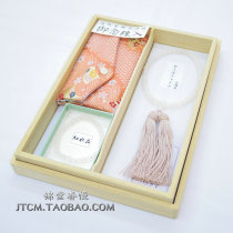 Japanese direct powder crystal beads handstring bracelet bead bag Dongmi rosary gift box set