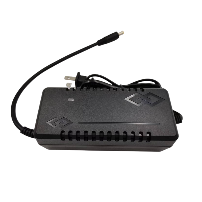 12 6V5A lithium battery charger DC plug intelligent protection charger polymer lithium battery special charger