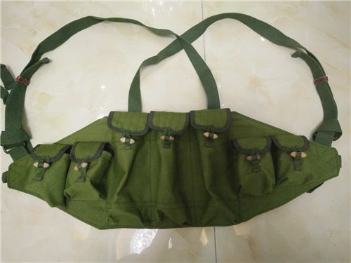 Exploits hot selling tactical vest Canvas Bomb Bag 56 Style Assault Rifle Army Green Cs Field Equipment Military Fans