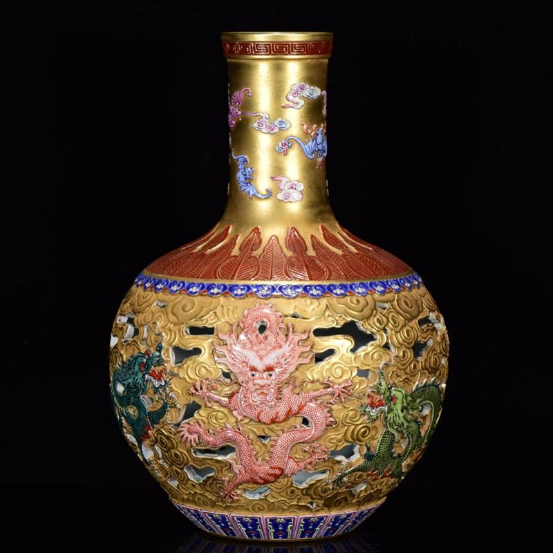 多色彩陶器花瓶 ドラゴンハンドル付き 清 堆塑双耳瓶 大清乾隆年制款 中国古美術 多色彩陶器花瓶 ドラゴンハンドル付き 清 堆塑双耳瓶 大清乾隆