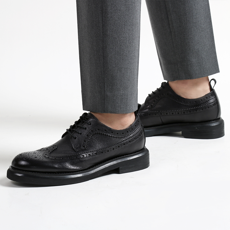 You 100 British round head Brock carved Korean men's trendy business casual leather shoe big head to increase thick bottom