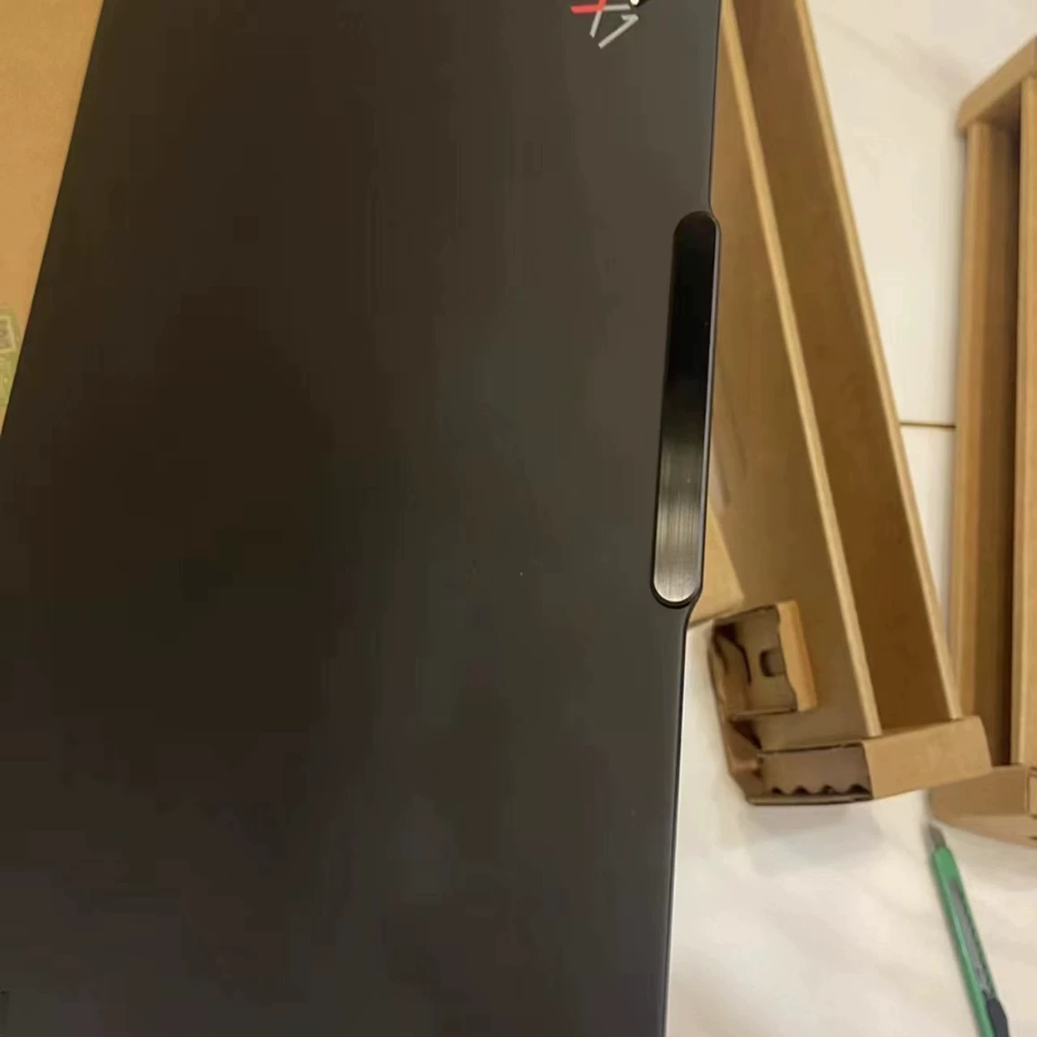 ThinkPad X1 Carbon 2025 модель P1 Hermit 4090 ноутбук 5G тонкий, легкий и эффективный 2880x1800 OLED экран
