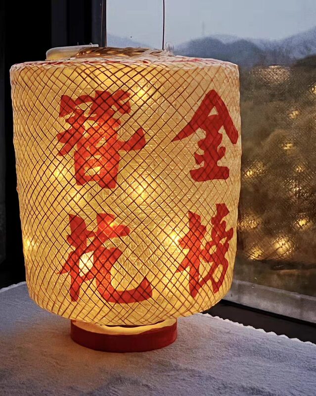 New Year, Spring Festival, Lantern Festival, Traditional Intangible Cultural Heritage Bamboo Silk Oil Paper (Tongyang Running Lantern) Antique Hand-Painted Bamboo Lantern Glowing
