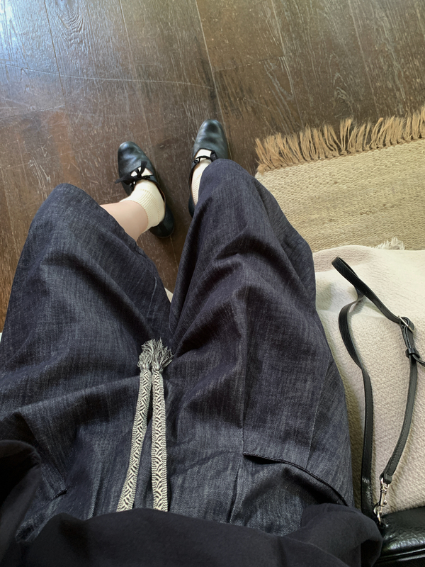 Motzu Comfortable and Stylish Denim Mid-Length Pants with Tassels, Drawstring, Lightweight Denim, Loose Wide-Leg Casual Cropped Pants Motzu Comfortable and Stylish Denim Mid-Length Pants with Tassels, Drawstring, Lightweight Denim, Loose Wide-Leg Casual Cropped Pants