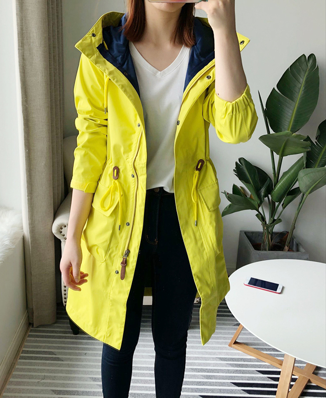 Women's Mid-Length Windproof and Waterproof Jacket, Raincoat, Waist-Cinching 3-in-1 Taped Seam Mountaineering Jacket, Trendy Brand
