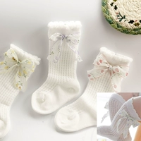 Белый три -дедурешный костюм весенний и летний модели