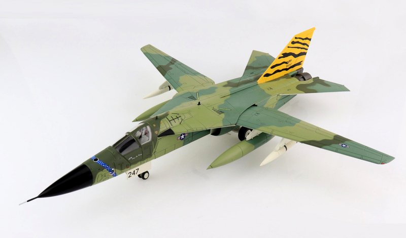 Hm Ha3029 1/72 Fb-111A F111 Tonkai Combat Bomber Garment Bomb