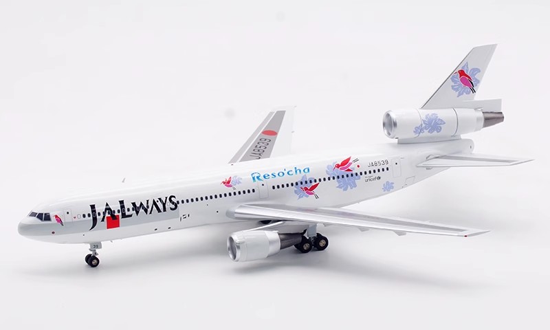 B-Models JAL DC-10-40 JA8539 1/200 新品 B-Models JAL DC-10-40 JA8539 1/200 新品 - メルカリ