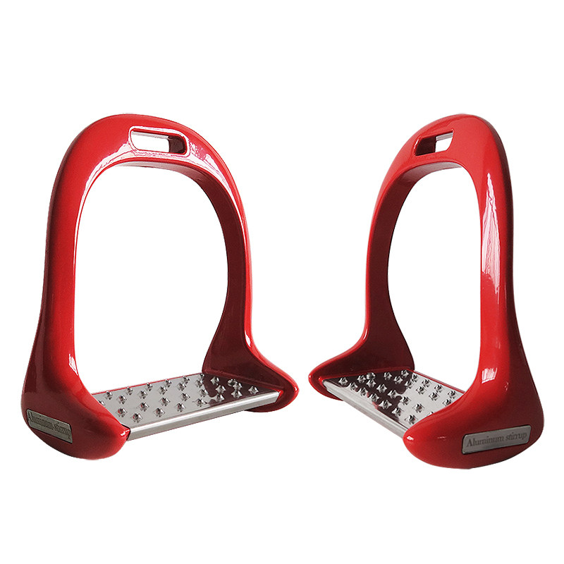 Aluminium color stirrup with stainless steel non-slip pad pedals, load more than 400 kg. Packaging in black boxes
