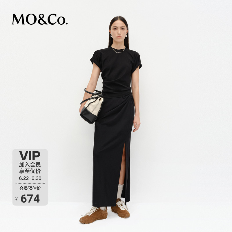 Moco Set Sculpture Pleated Top High-Waisted Skirt Two-Piece Set Black Moco