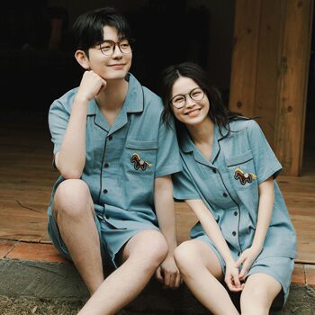 Striped couple pajamas ເດັກຍິງ summer ຝ້າຍບໍລິສຸດເສອແຂນສັ້ນສັ້ນງ່າຍດາຍບາດເຈັບແລະ wearable ຝ້າຍບ້ານຜູ້ຊາຍເຄື່ອງນຸ່ງຫົ່ມ