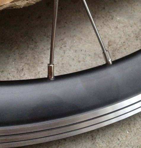 Трехношнее группа переднего колеса.