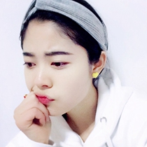 Korean fashion boxed plastic stud earrings female simple men and women earrings hipster earrings earrings earrings ear sticks