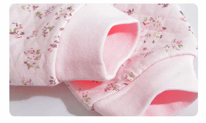 Coffret cadeau pour bébé - vêtements CHF135L - Ref 1950940 Image 30