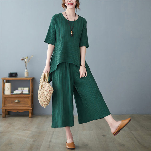 Retro solid color vertical pattern fashion suit round neck irregular T-shirt elastic waist cropped wide-leg pants two-piece summer