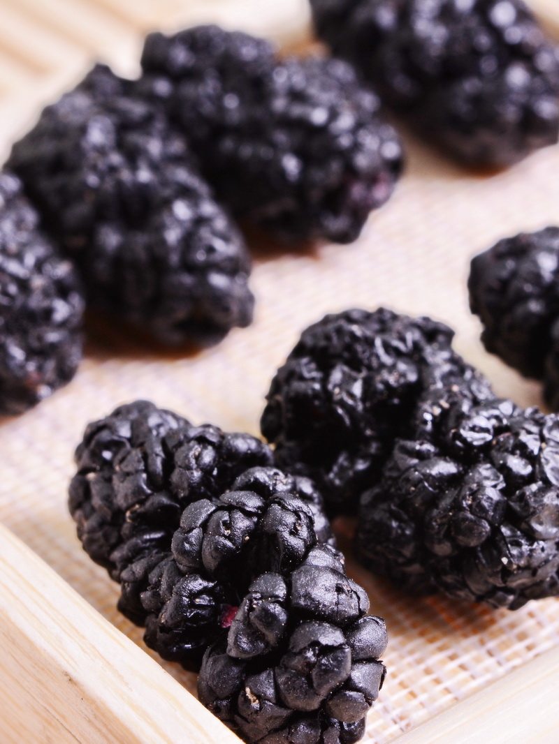 Xinjiang mulberry dry bubble water black mulberry ready-to-eat black mulberry fruit-grade mulberry-dried Xinjiang mulberry-infused wine prose