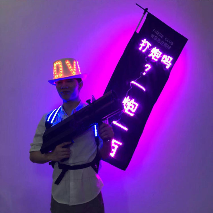 A shot of 100 yuan 200300 luminous products bar night light backpack flag luminous clothing hat flag