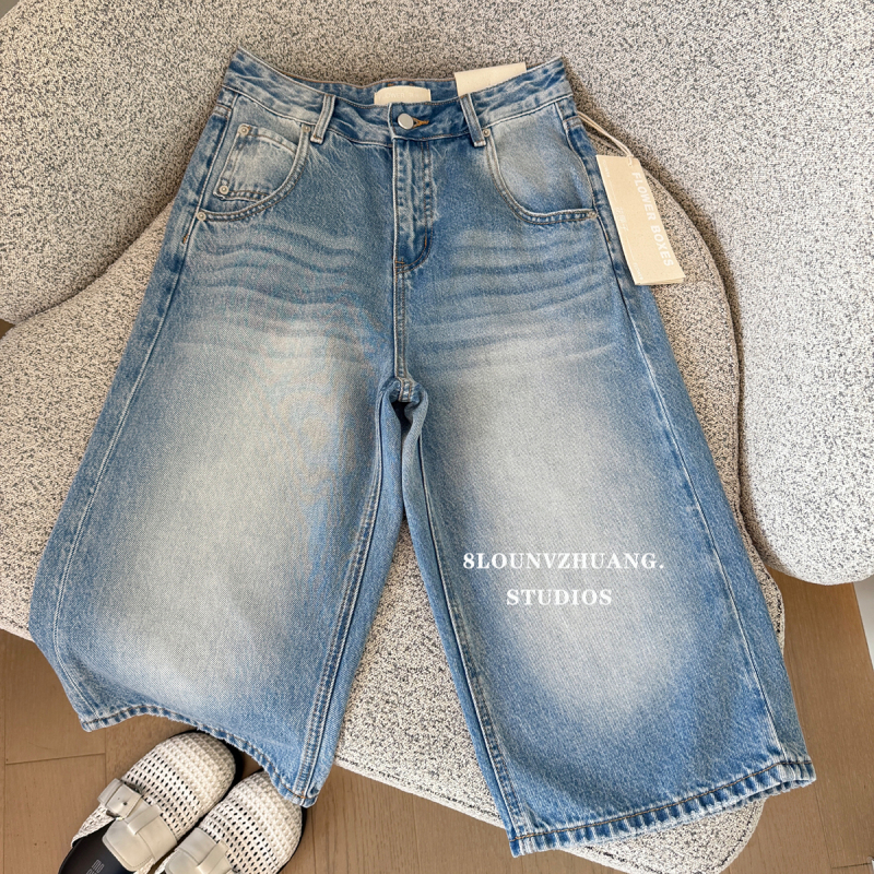 Must-Have Casual Cropped Jeans, Floral Boxy Jeans, 2025 Summer Thin Light Blue Capri Pants 66370 Must-Have Casual Cropped Jeans, Floral Boxy Jeans, 2025 Summer Thin Light Blue Capri Pants 66370
