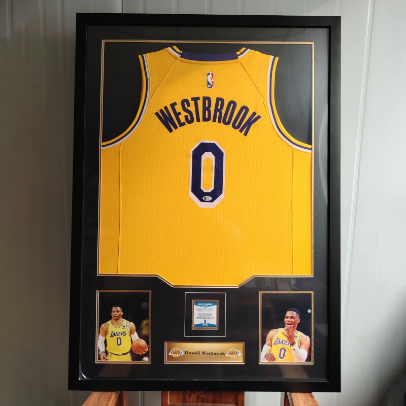 Jersey Framed Display Frame James Kobe Signature Football Basketball Collection Display Commemorative Clothing Frame Jersey Framed Display Frame James Kobe Signature Football Basketball Collection Display Commemorative Clothing Frame