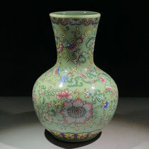 Antiques antiques old goods old goods ancient porcelain miscellaneous Qianlong year enamel green glaze pastel entangled flower decoration vase