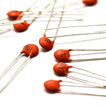 Porcelain Capacitor 101 0 1NF 100PF 50V Magnetic Chip Dielectric Capacitor (100 pcs) = 2 yuan