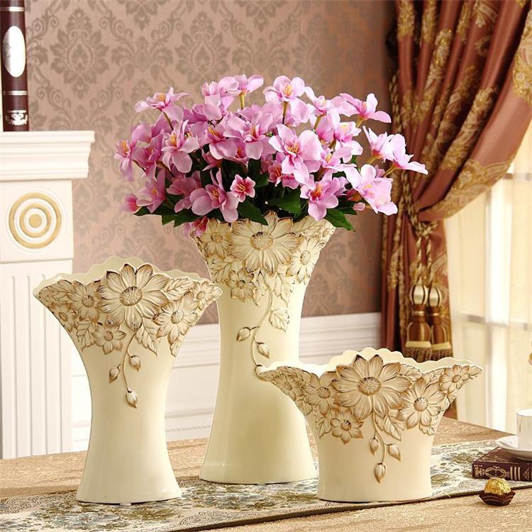 Ceramic vase white small fresh dry flower full of star flower arrangement modern hydroponic living room European style pendulum piece home decoration