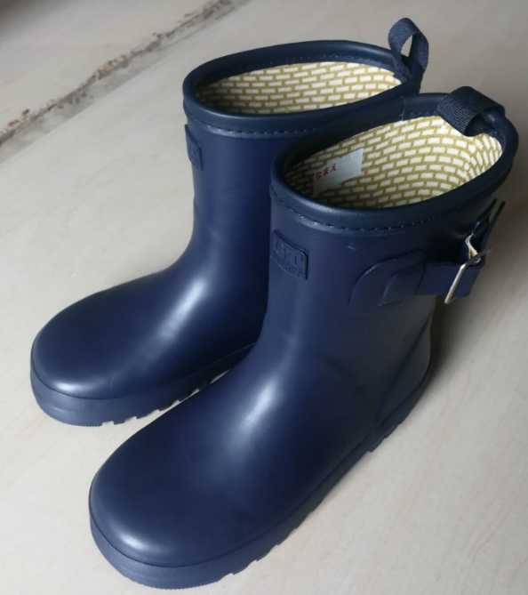 Резиновые сапоги 日本订单余单小大童橡胶防水雨鞋纯棉布内里薄款瑕疵随机放心拍 OTHER