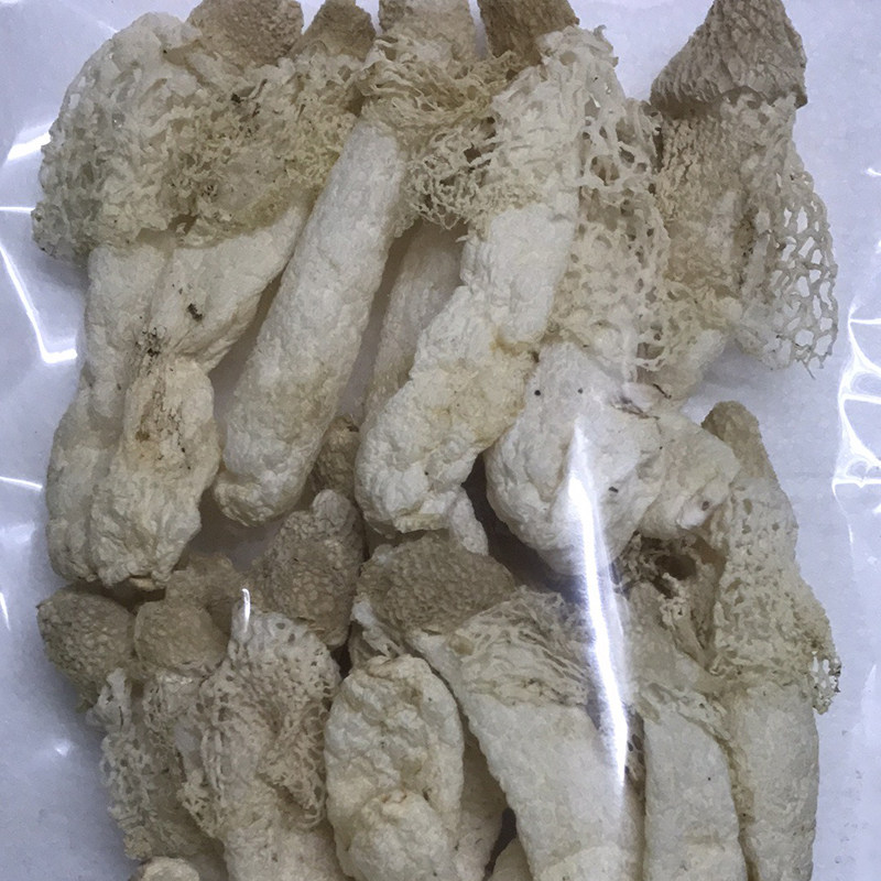 Bamboo Sheng Dry Cargo Class Guizhou Tefic Natural None Sulphur Meat Thick Mushroom Fungus 30g Bamboo Sheng Coconut Chicken Ingredients