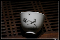 Hand-drawn hand-painted flower and bird teacup Heavy industry Gongbi Jingdezhen tea set Wei Roger customization—want to push the window to see