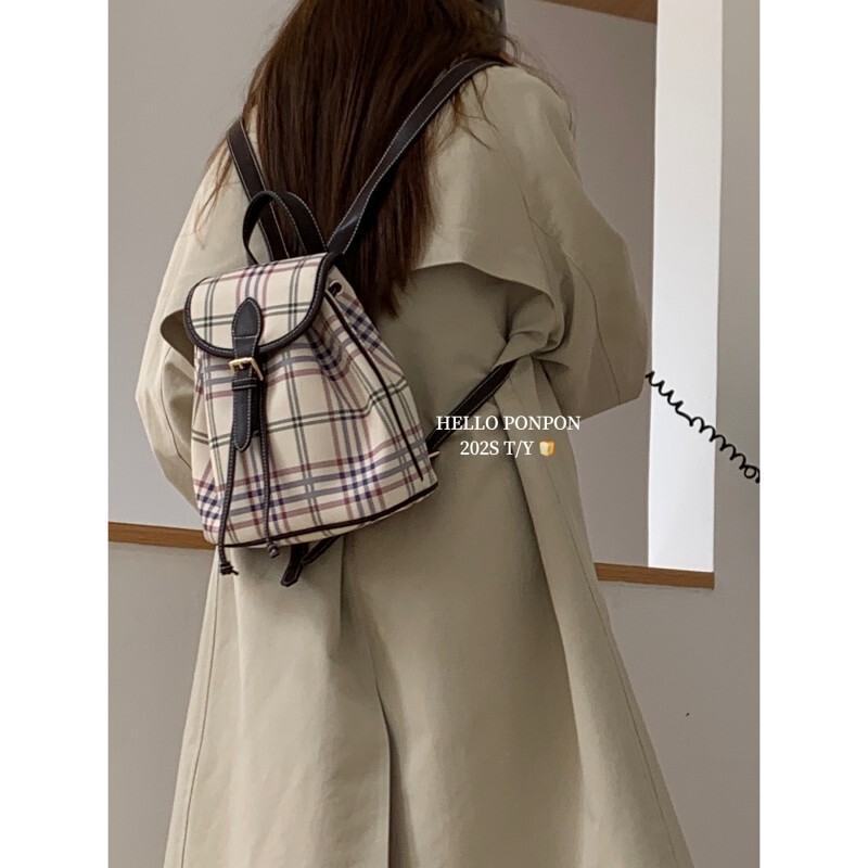 Korean-Style New Product, Self-Made Versatile Plaid Backpack, Vintage College Style Backpack, Commuter Casual Bucket Fashion Women's Bag Korean-Style New Product, Self-Made Versatile Plaid Backpack, Vintage College Style Backpack, Commuter Casual Bucket Fashion Women's Bag