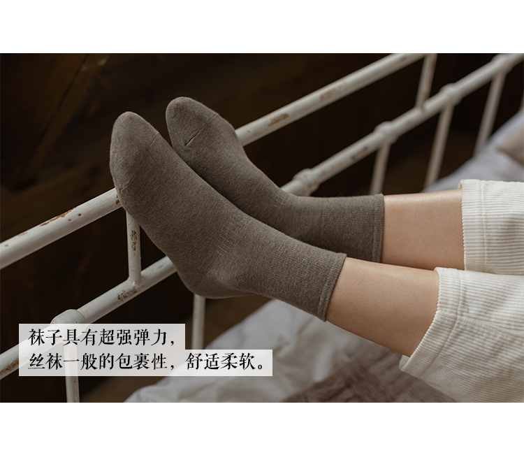 Giày cao cổ theo sọc dọc retro Cọc của Nhật Bản vớ nữ mùa thu cotton màu rắn Đại học Hàn Quốc - Bít tất nữ tất cao cổ cho bé gái
