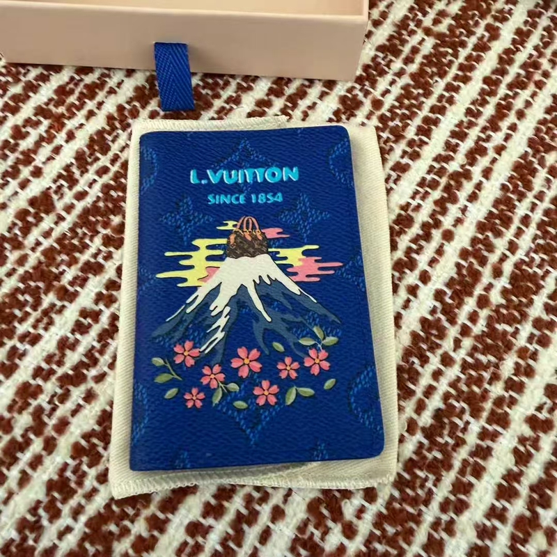In-Stock Lv/Louis Vuitton Nigo Blue Pocket Wallet Folding Card Holder Gift M25972