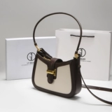 Сумка подмышку, сумка на одно плечо, Гонконг, из натуральной кожи, яркий броский стиль, подарок на день рождения