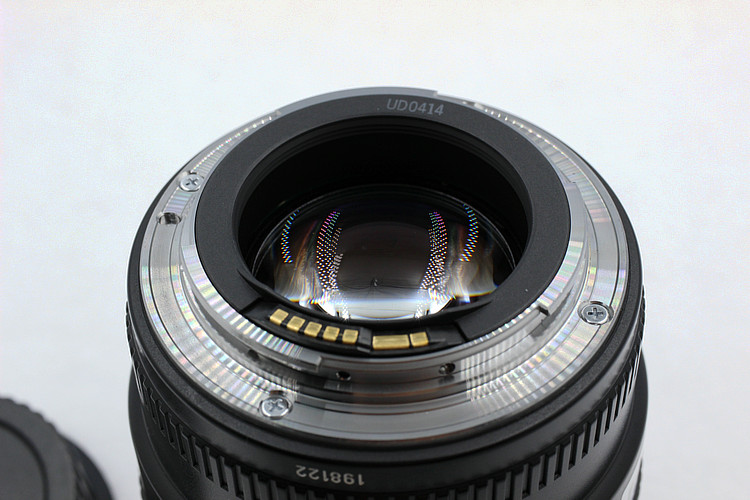 Canon Canon EF 35mm f1.4L USM ống kính tiêu cự cố định góc rộng full frame Canon 35mm