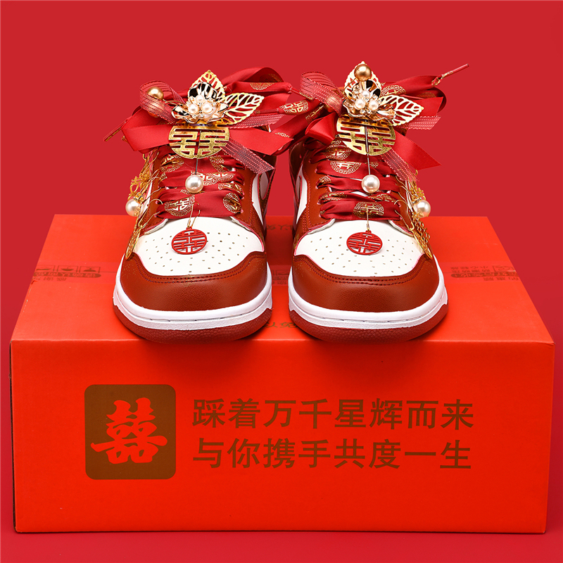 【Wedding Shoes for Men and Women】Chinese-Style Red Wedding Shoes for Couples, Lace-Up Low-Top Sneakers That Are Comfortable and Trendy